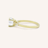 Hotaru Round Diamond Engagement Ring