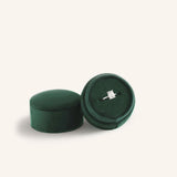 Velvet Backdrop Single Ring Box - Emerald Green