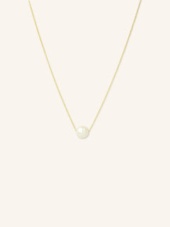 Cozy Nook Pearl Necklace