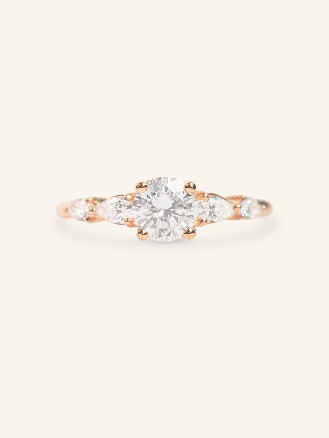 Bella Round Diamond Engagement Ring