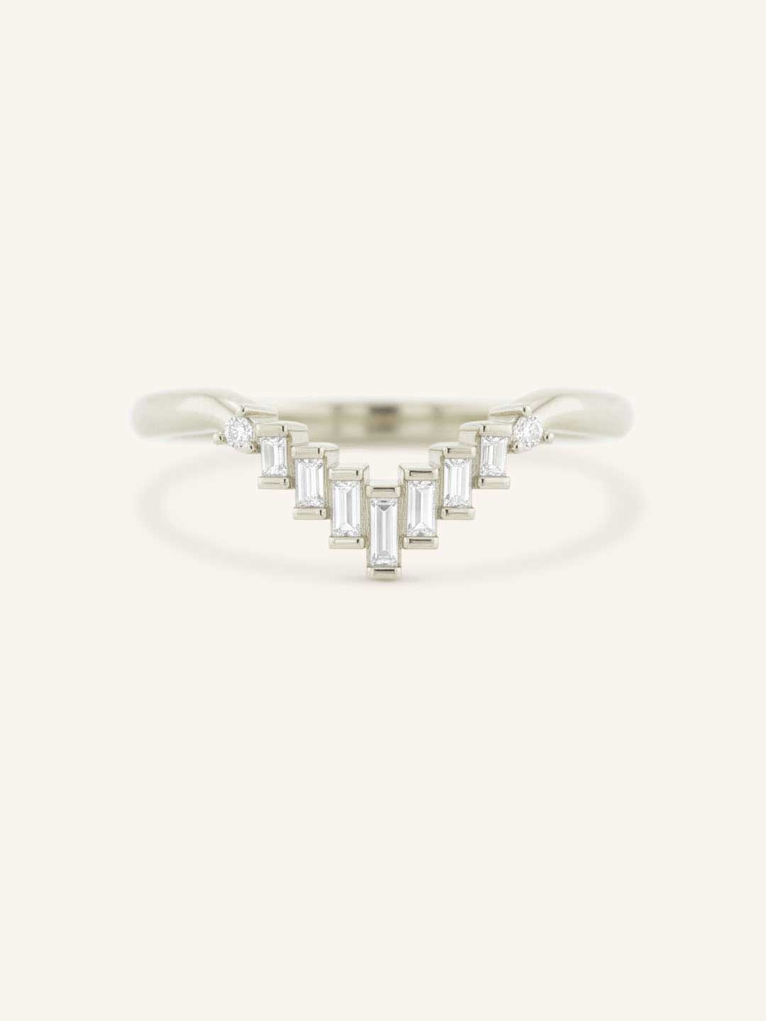 Nile Curved Baguette and Round Diamond Band