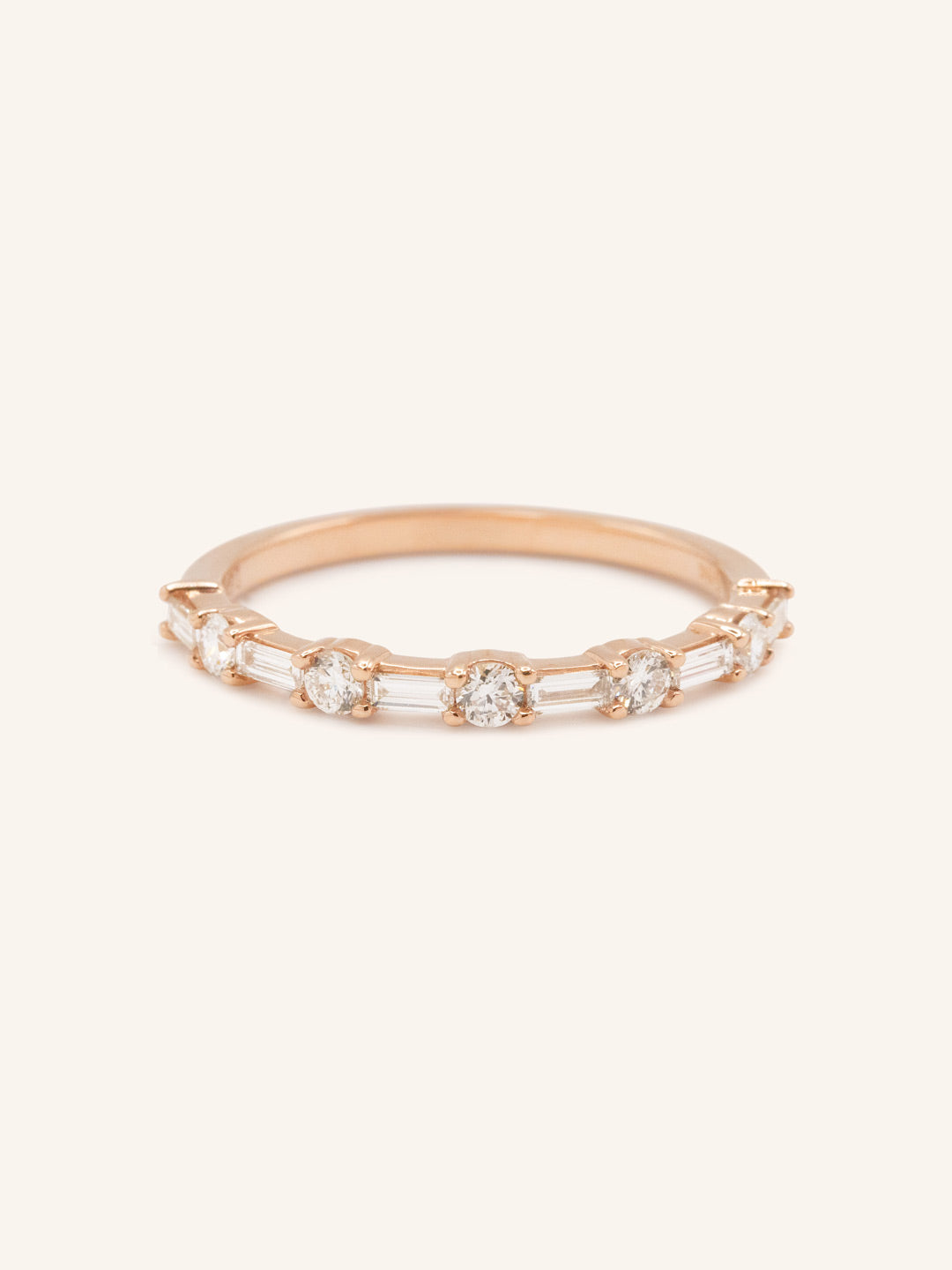 Elvire Baguette Round Diamond Ring