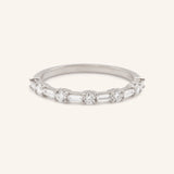 Elvire Baguette Round Diamond Ring