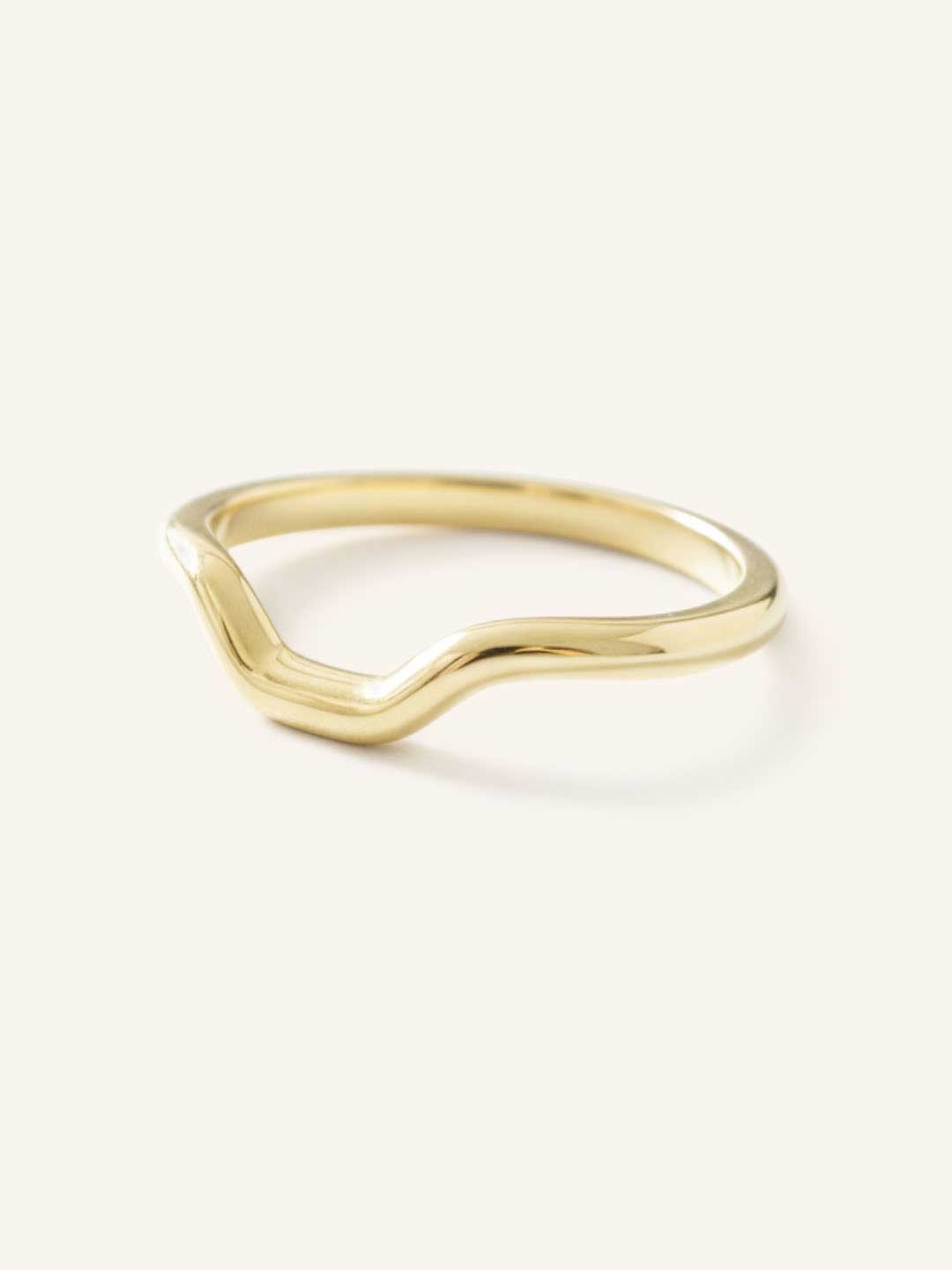 Yellow gold Foursquare contour ring side view on white background