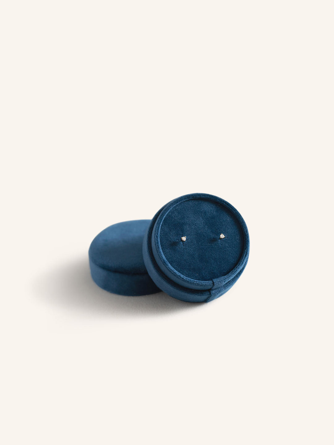 Royal Blue Velvet Pendant Box open view