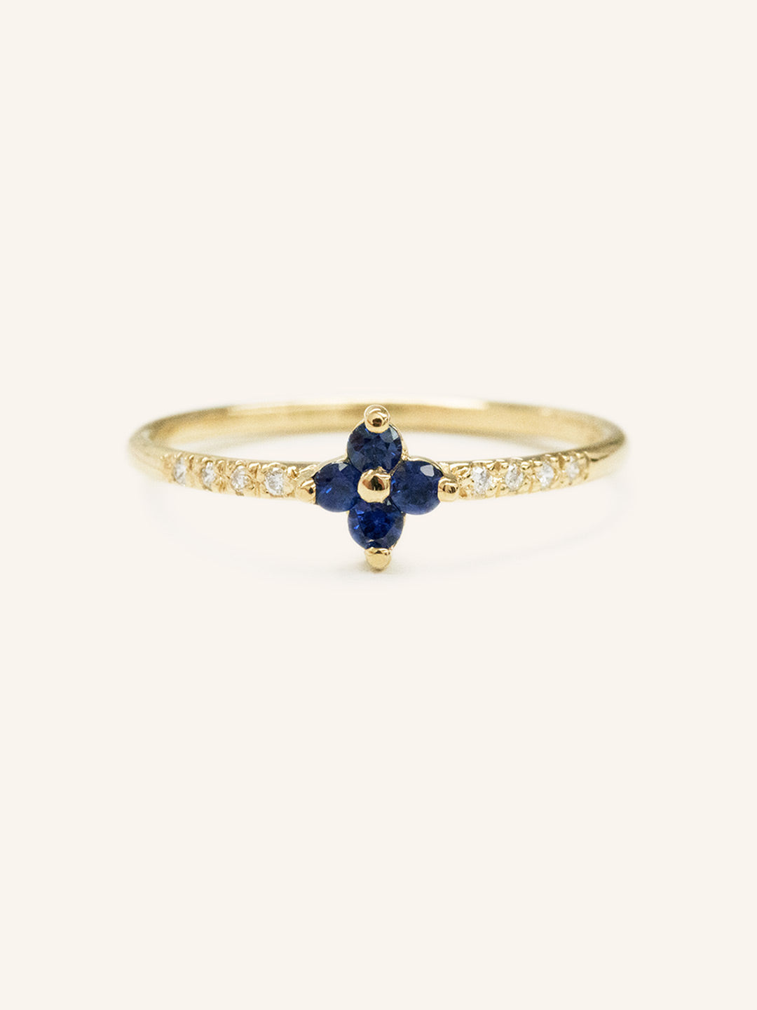 Lucky Clover Blue Sapphire Diamond Ring