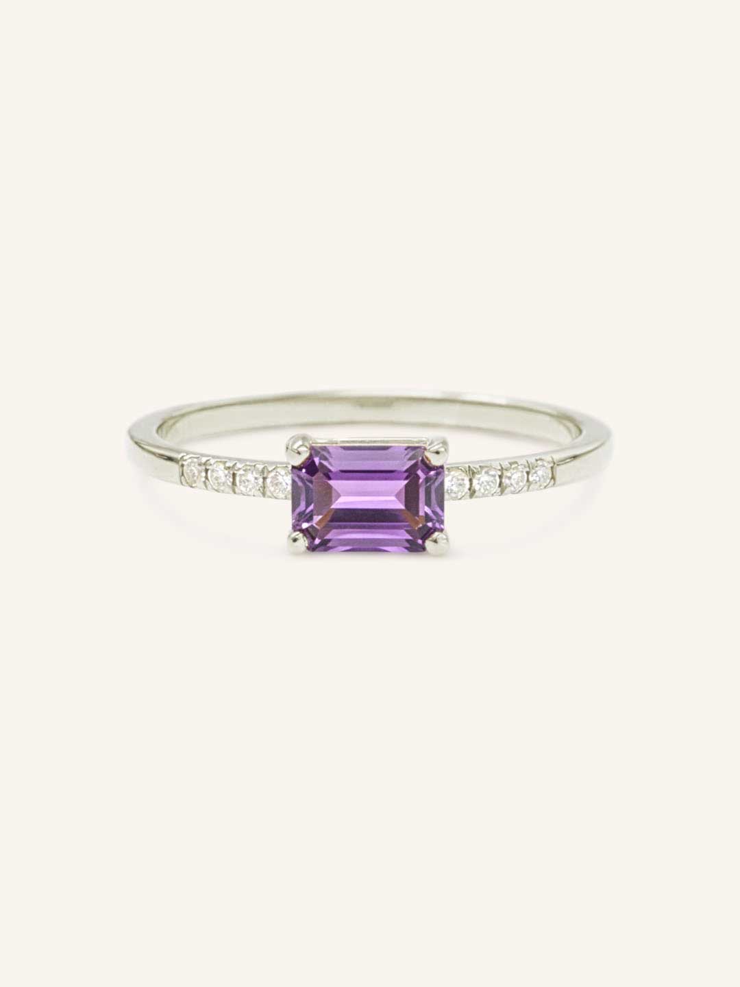 Winterberry Amethyst Diamond Ring