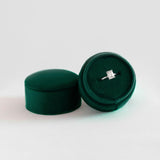 Velvet Backdrop Single Ring Box - Emerald Green